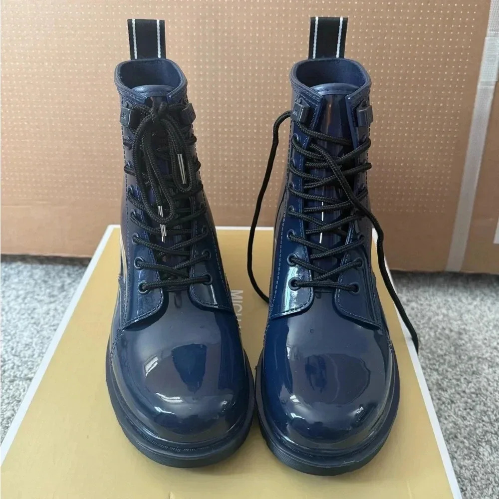 Michael Kors Travie RainBootie- Navy NWT 8